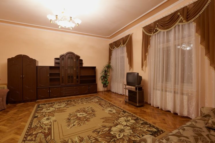 3 – кімнатна по вул. Поповича 2