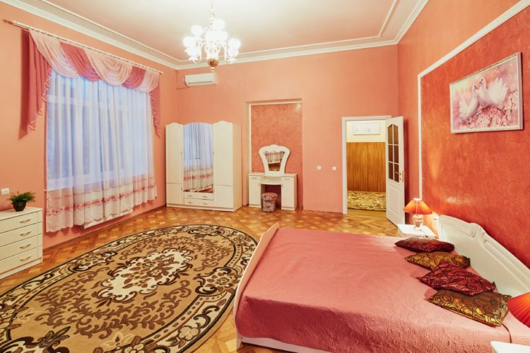 2 – кімнатна по вул.Личаківська 16