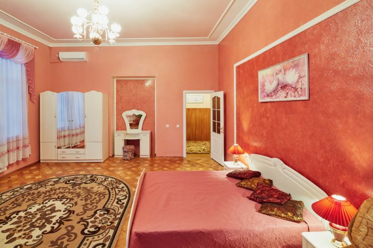 2 – кімнатна по вул.Личаківська 16