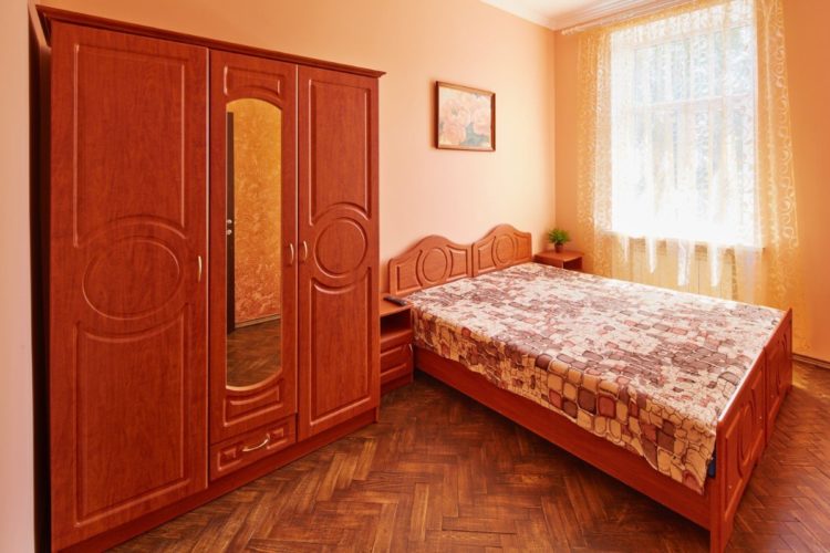2 – кімнатна по вул. Лисенка 9